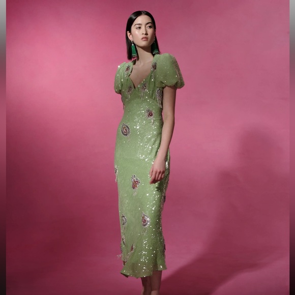 Titian Crystal Embellished Green Apple Sequin Dress - Picture 3 of 16